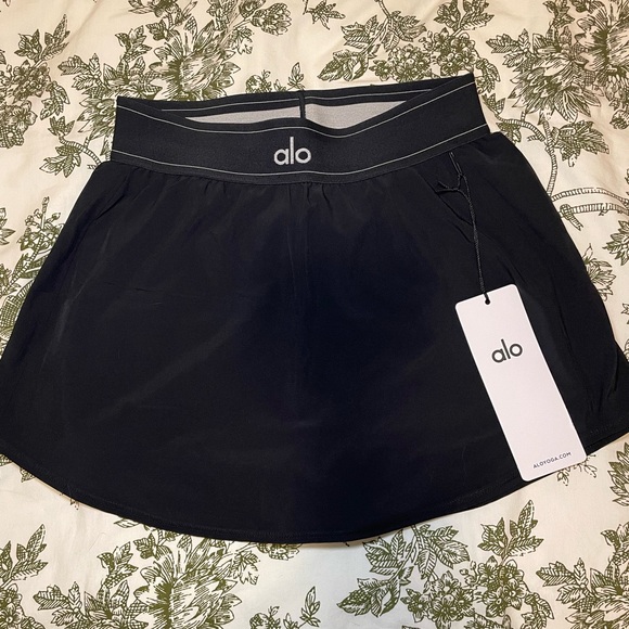 ALO Yoga Dresses & Skirts - ALO Yoga Match Point Black Tennis Skirt